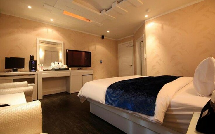 Imagen de la habitación del Hotel Cheonan Elli. Foto 23