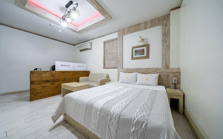 Imagen de la habitación del Hotel Cheonan Empire. Foto 16