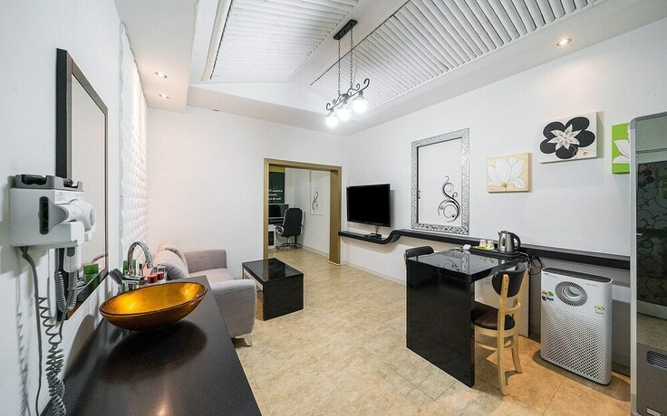 Imagen de la habitación del Hotel Cheonan Empire. Foto 19
