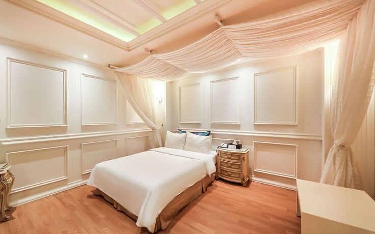 Imagen de la habitación del Hotel Cheonan F2. Foto 35