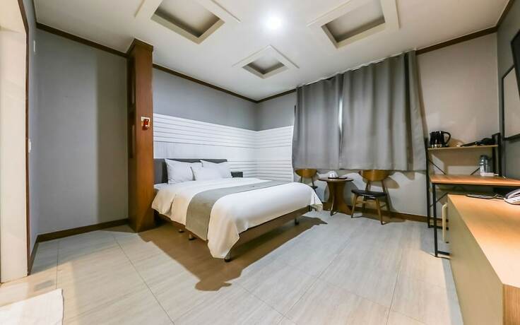 Imagen de la habitación del Hotel Cheonan Haru. Foto 15