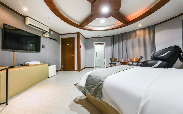 Imagen de la habitación del Hotel Cheonan Haru. Foto 16