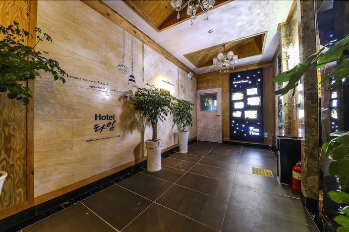 Imagen de los interiores del Hotel Cheonan Hound. Foto 20