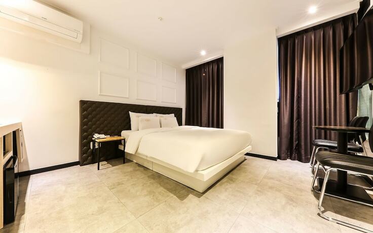 Imagen de la habitación del Hotel Cheonan J Top. Foto 28