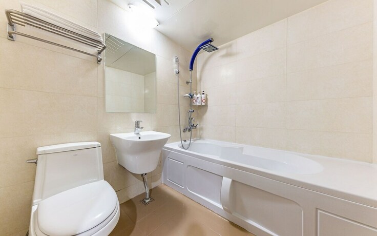 Imagen de la habitación del Hotel Cheonan Nabia. Foto 25