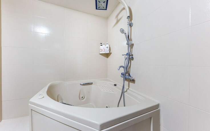 Imagen de la habitación del Hotel Cheonan Nabia. Foto 29
