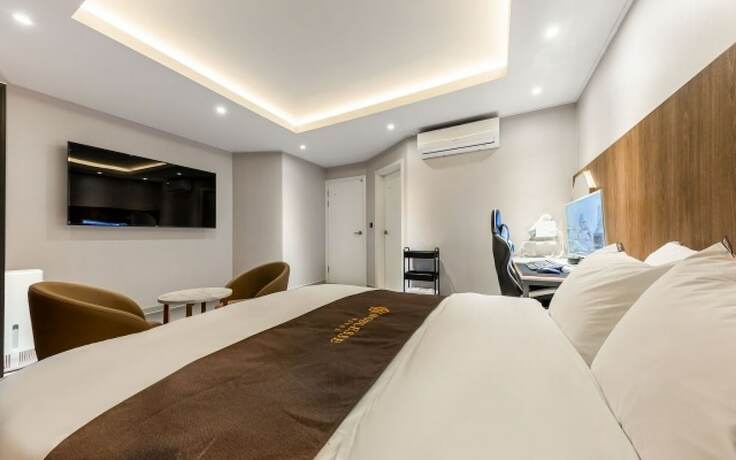 Imagen de la habitación del Hotel Cheonan Noblesse. Foto 18