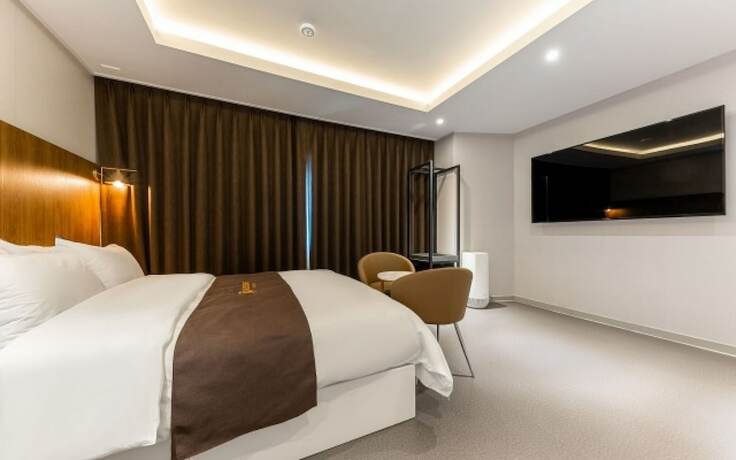 Imagen de la habitación del Hotel Cheonan Noblesse. Foto 19