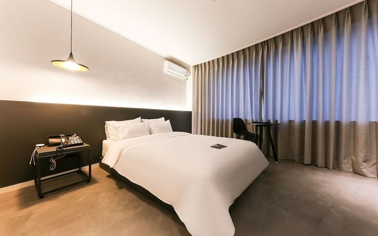 Imagen de la habitación del Hotel Cheonan One Plus. Foto 32
