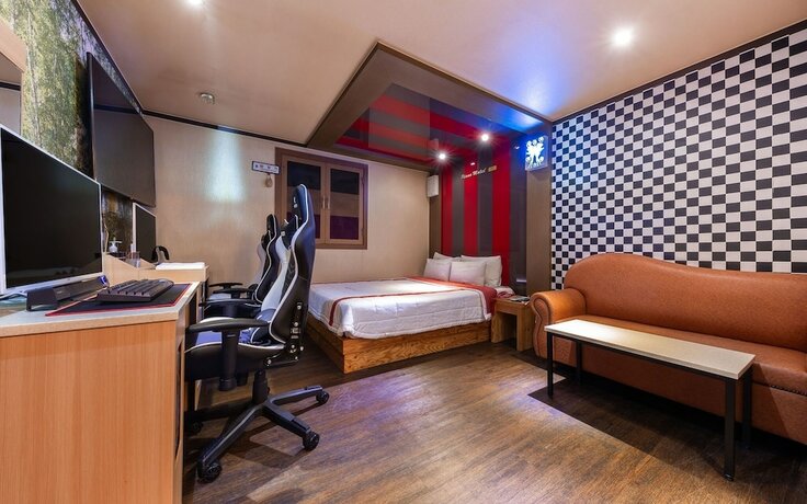 Imagen de la habitación del Hotel Cheonan Piano. Foto 18