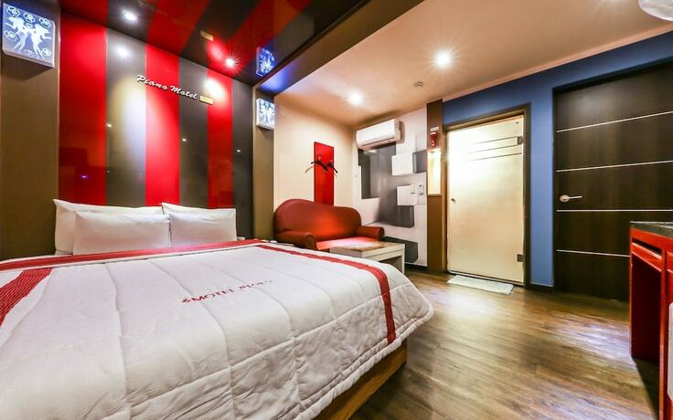 Imagen de la habitación del Hotel Cheonan Piano. Foto 19