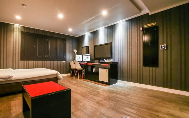 Imagen de la habitación del Hotel Cheonan Picasso. Foto 14
