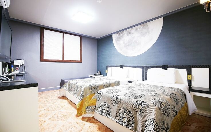 Imagen de la habitación del Hotel Cheonan Rosa. Foto 15