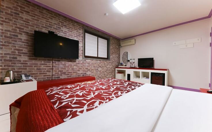 Imagen de la habitación del Hotel Cheonan Rosa. Foto 17