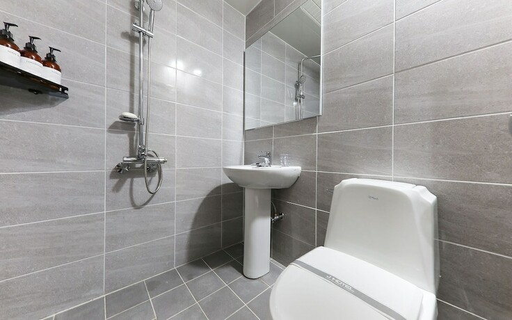 Imagen general del Hotel Cheonan Seongjeong J. Foto 2