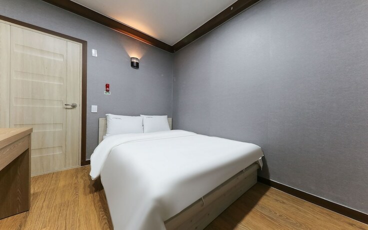 Imagen general del Hotel Cheonan Seongjeong J. Foto 3