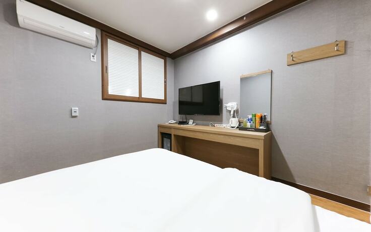 Imagen general del Hotel Cheonan Seongjeong J. Foto 10