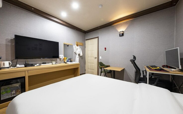 Imagen general del Hotel Cheonan Seongjeong J. Foto 12