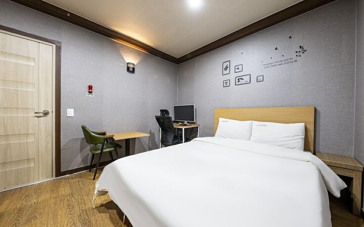 Imagen de la habitación del Hotel Cheonan Seongjeong J. Foto 22