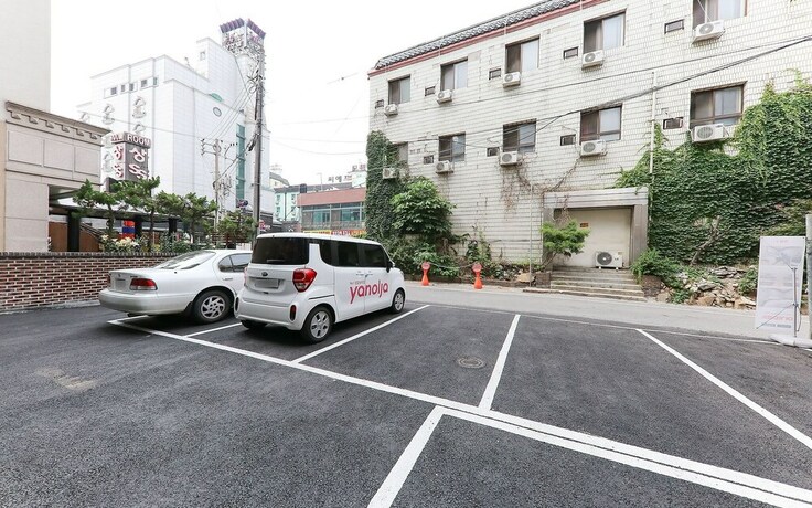 Imagen de los interiores del Hotel Cheonan Seongjeong J. Foto 30