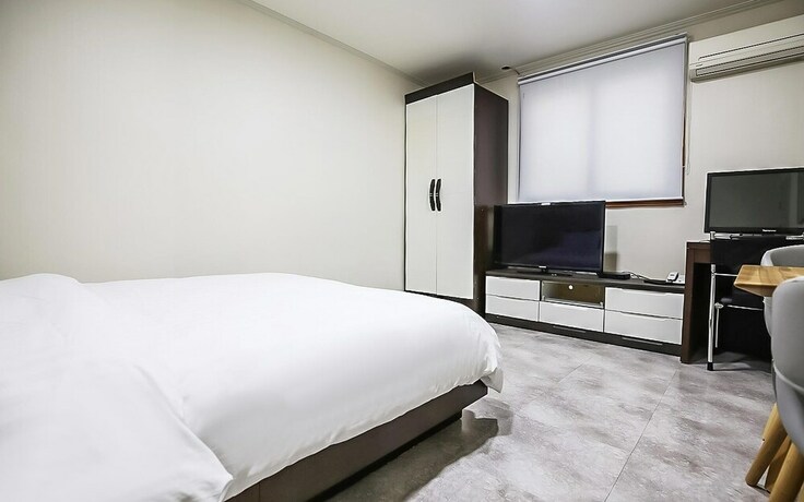 Imagen de la habitación del Hotel Cheonan Sweet. Foto 14