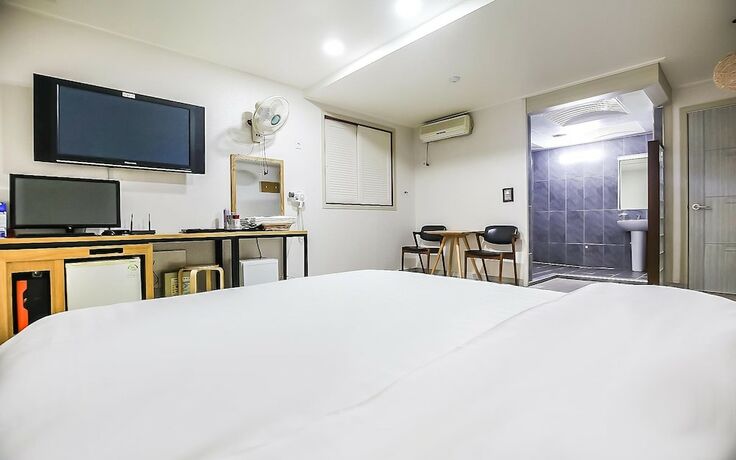 Imagen de la habitación del Hotel Cheonan Sweet. Foto 23