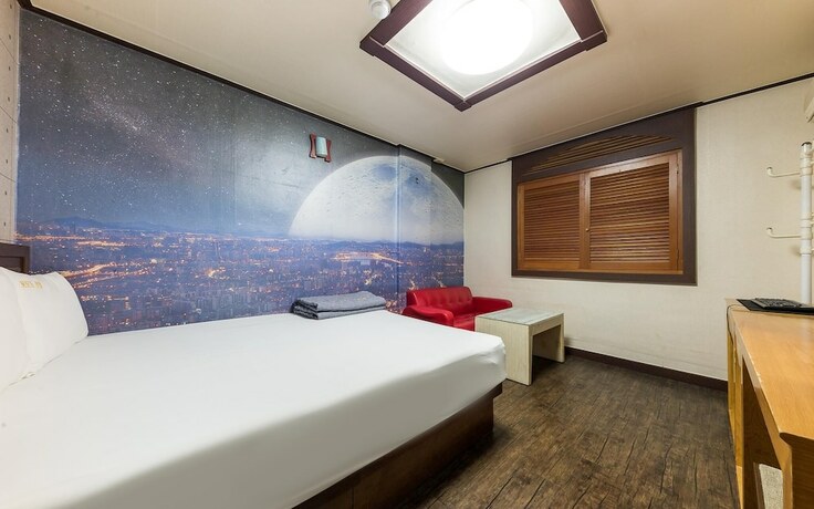 Imagen general del Hotel Cheonan Terminal Komodo. Foto 4