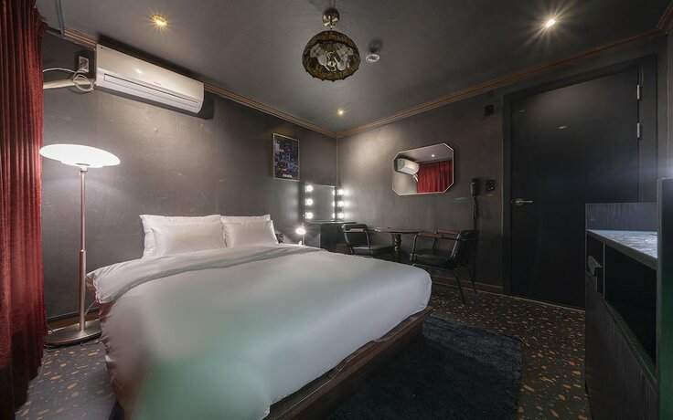 Imagen de la habitación del Hotel Cheonan The Lounge. Foto 18