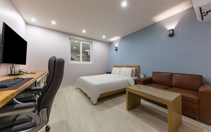 Imagen de la habitación del Hotel Cheonan Tokyo. Foto 14