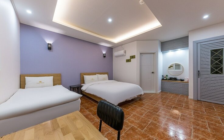 Imagen de la habitación del Hotel Cheonan Tokyo. Foto 17