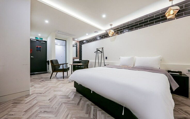 Imagen de la habitación del Hotel Cheonan U Design. Foto 30