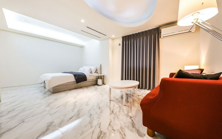 Imagen de la habitación del Hotel Cheonan Waltz. Foto 25