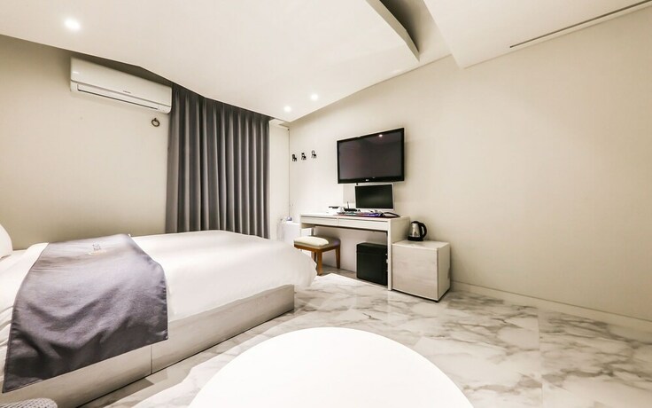 Imagen de la habitación del Hotel Cheonan Waltz. Foto 28