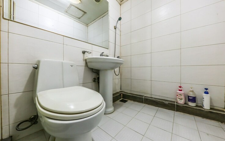 Imagen de la habitación del Hotel Cheonan White Castle. Foto 21