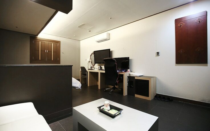 Imagen de la habitación del Hotel Cheonan Windsor. Foto 14