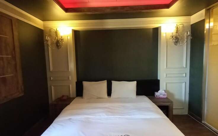 Imagen de la habitación del Hotel Cheonan Zeus. Foto 16