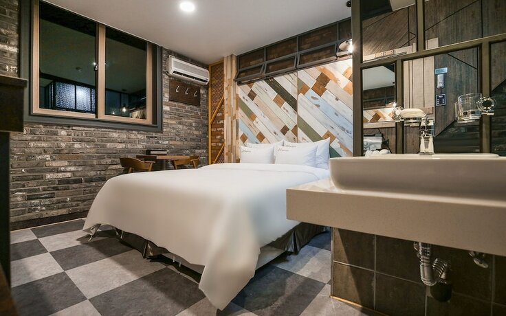 Imagen de la habitación del Hotel Cheongju 69. Foto 18