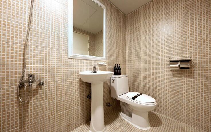 Imagen general del Hotel Cheongju Bukmunro Halloween. Foto 9