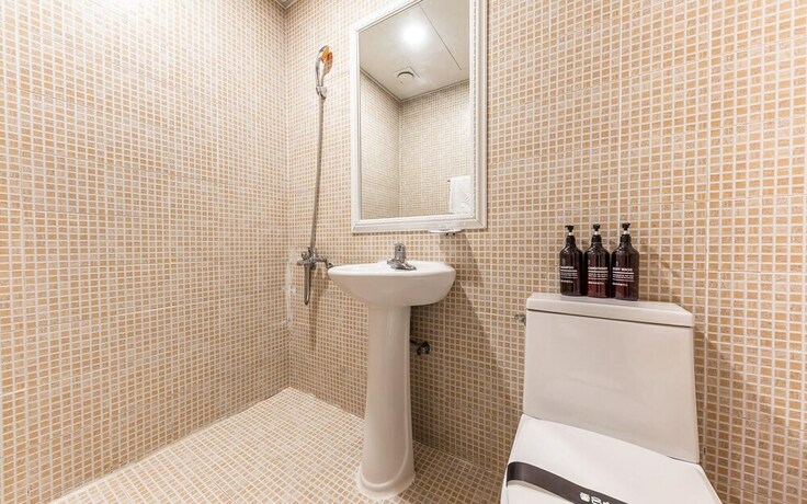 Imagen general del Hotel Cheongju Bukmunro Halloween. Foto 20