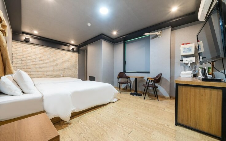 Imagen de la habitación del Hotel Cheongju Crystal. Foto 16