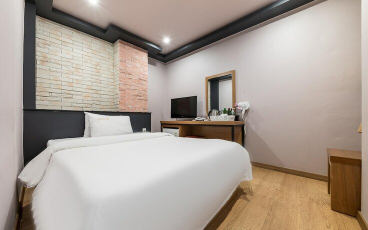 Imagen de la habitación del Hotel Cheongju Crystal. Foto 18