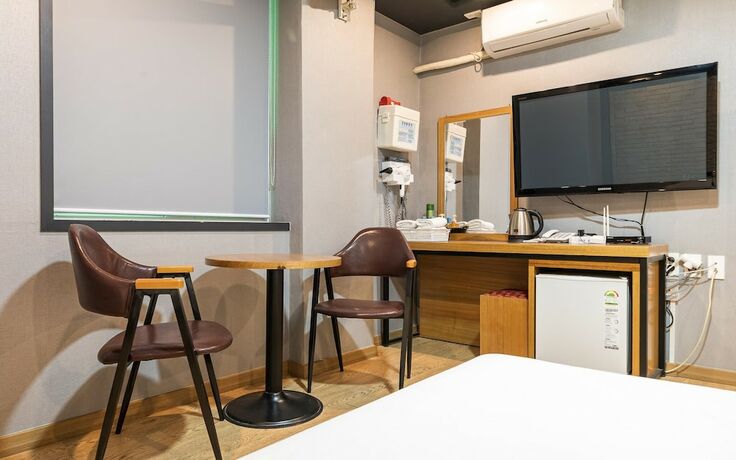 Imagen general del Hotel Cheongju Crystal. Foto 11