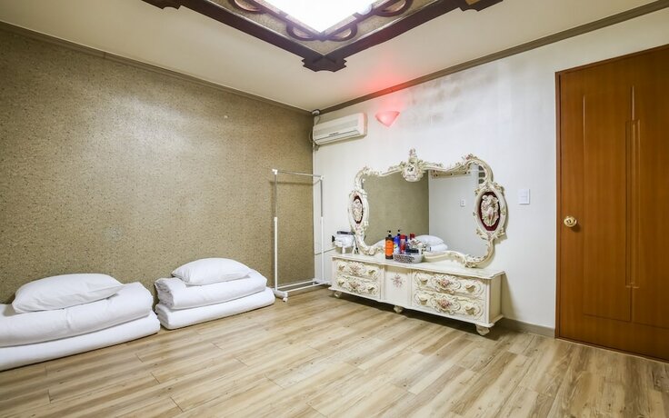 Imagen de la habitación del Hotel Cheongju Elgreen. Foto 15