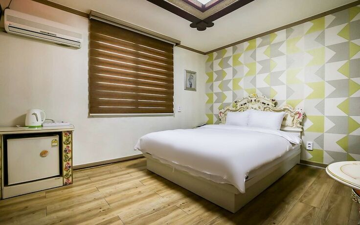 Imagen de la habitación del Hotel Cheongju Elgreen. Foto 16