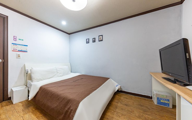 Imagen de la habitación del Hotel Cheongju Full House Yulyangnaedeok. Foto 9