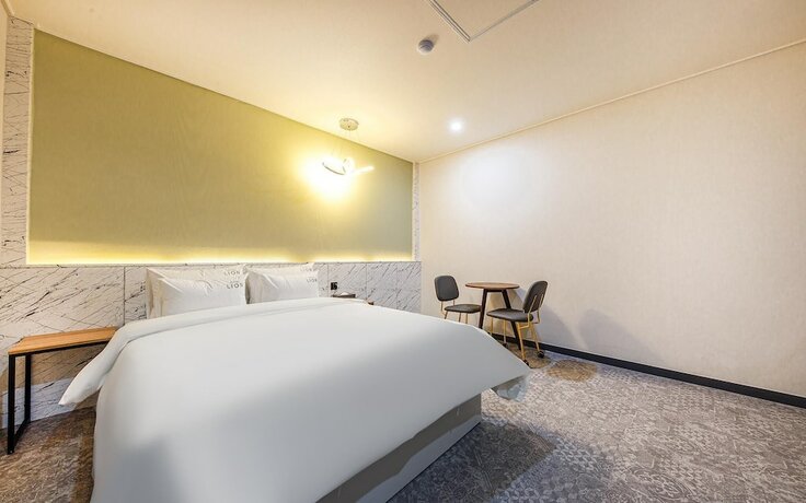 Imagen de la habitación del Hotel Cheongju Leon. Foto 16