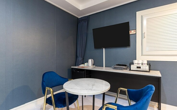 Imagen general del Hotel Cheongju Namuneulbo. Foto 11