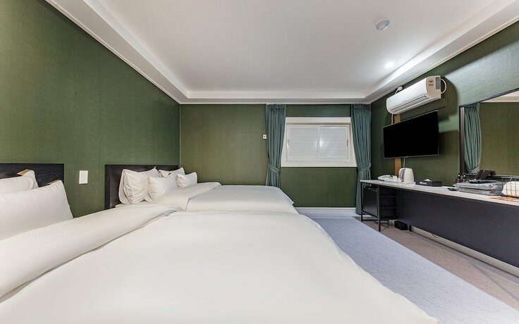 Imagen de la habitación del Hotel Cheongju Namuneulbo. Foto 19