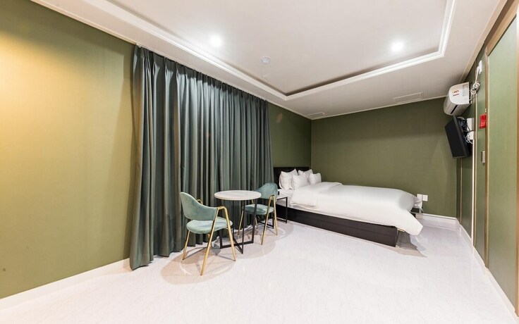 Imagen de la habitación del Hotel Cheongju Namuneulbo. Foto 20
