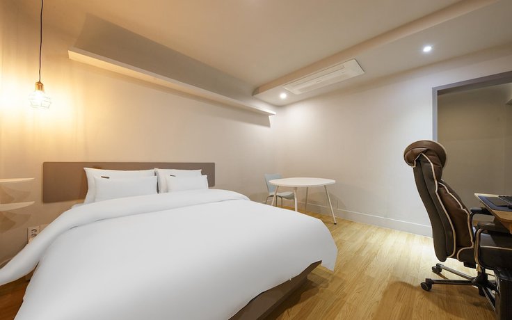 Imagen de la habitación del Hotel Cheongju Persona. Foto 12